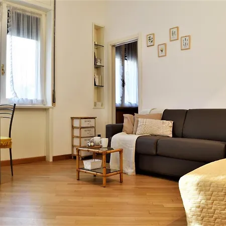 아파트 Martesana Flat Close To Yellow Metro